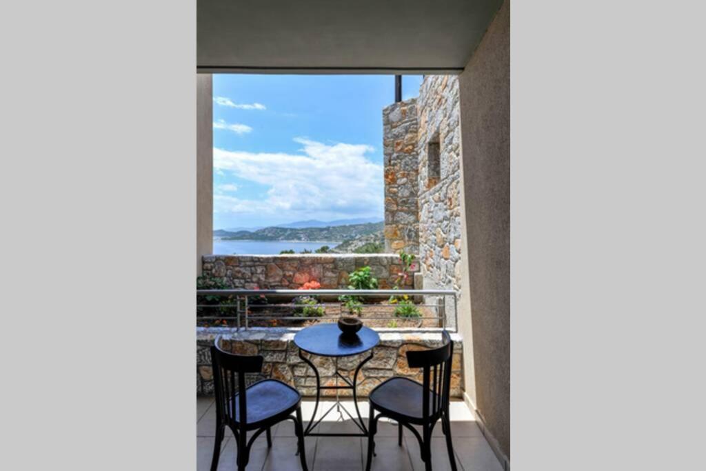 Wonderful Eco Friendly Villa Augustine Ampelo Exterior foto